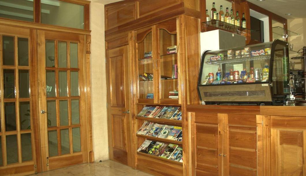 Cancun International Suites Екстер'єр фото