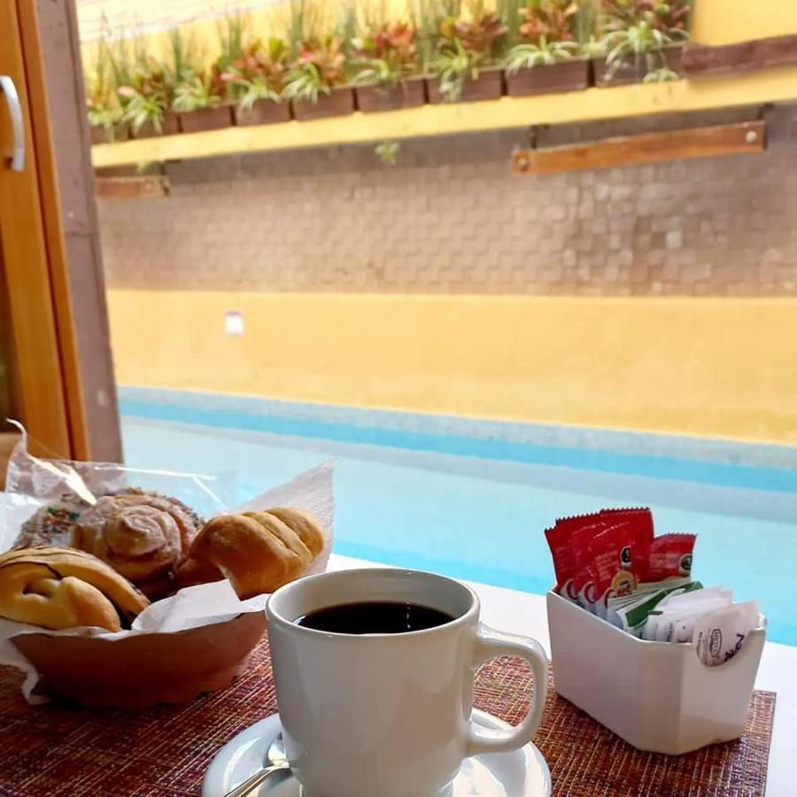 Cancun International Suites Екстер'єр фото