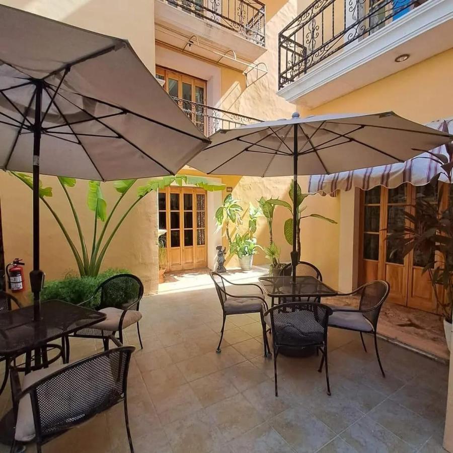Cancun International Suites Екстер'єр фото