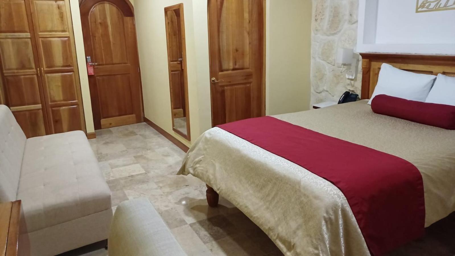 Cancun International Suites Екстер'єр фото
