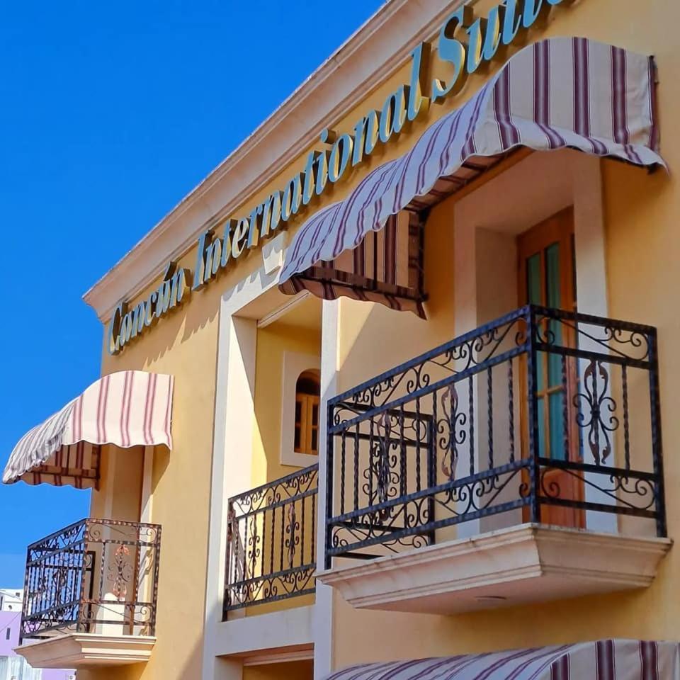 Cancun International Suites Екстер'єр фото