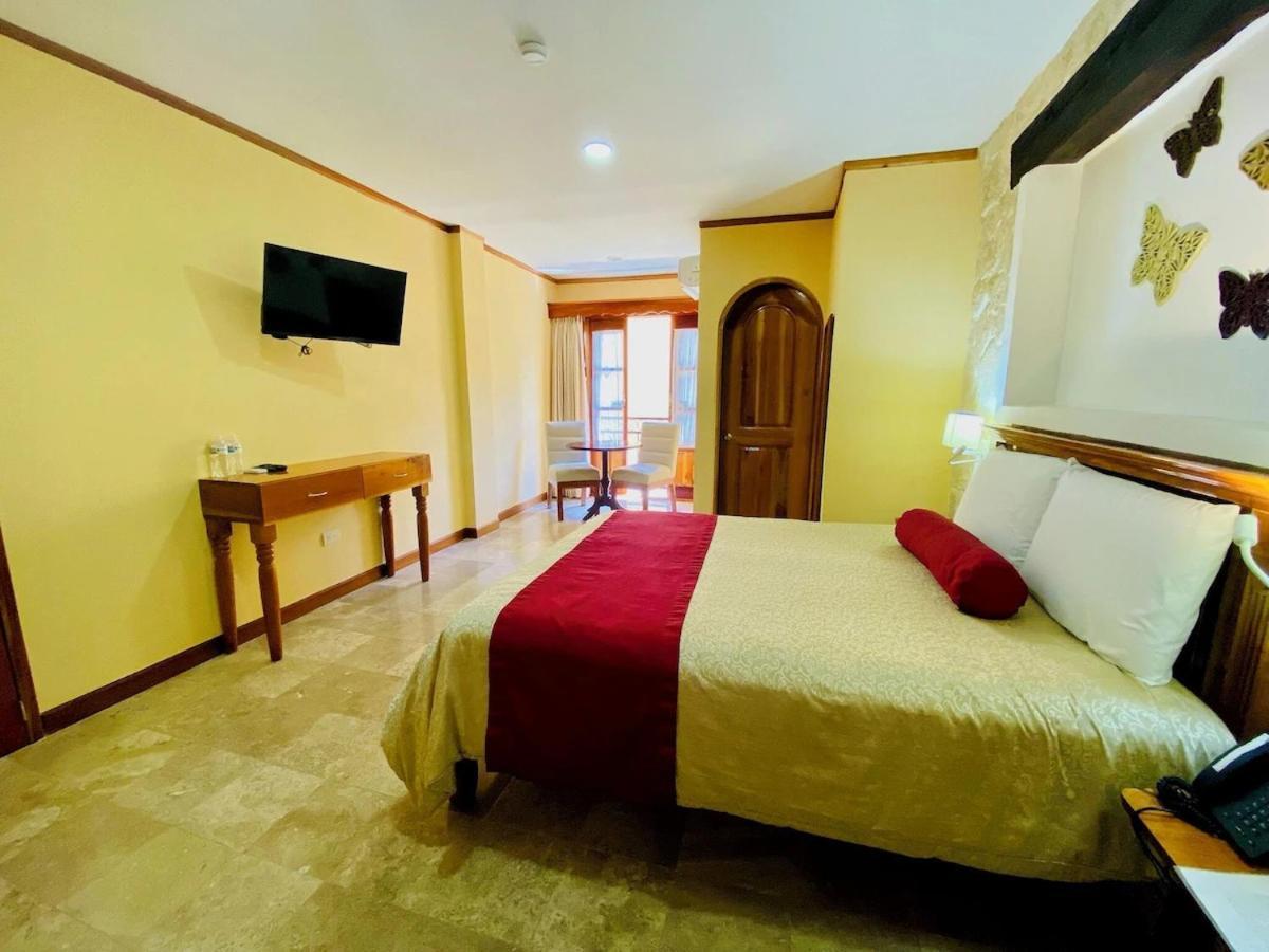 Cancun International Suites Екстер'єр фото