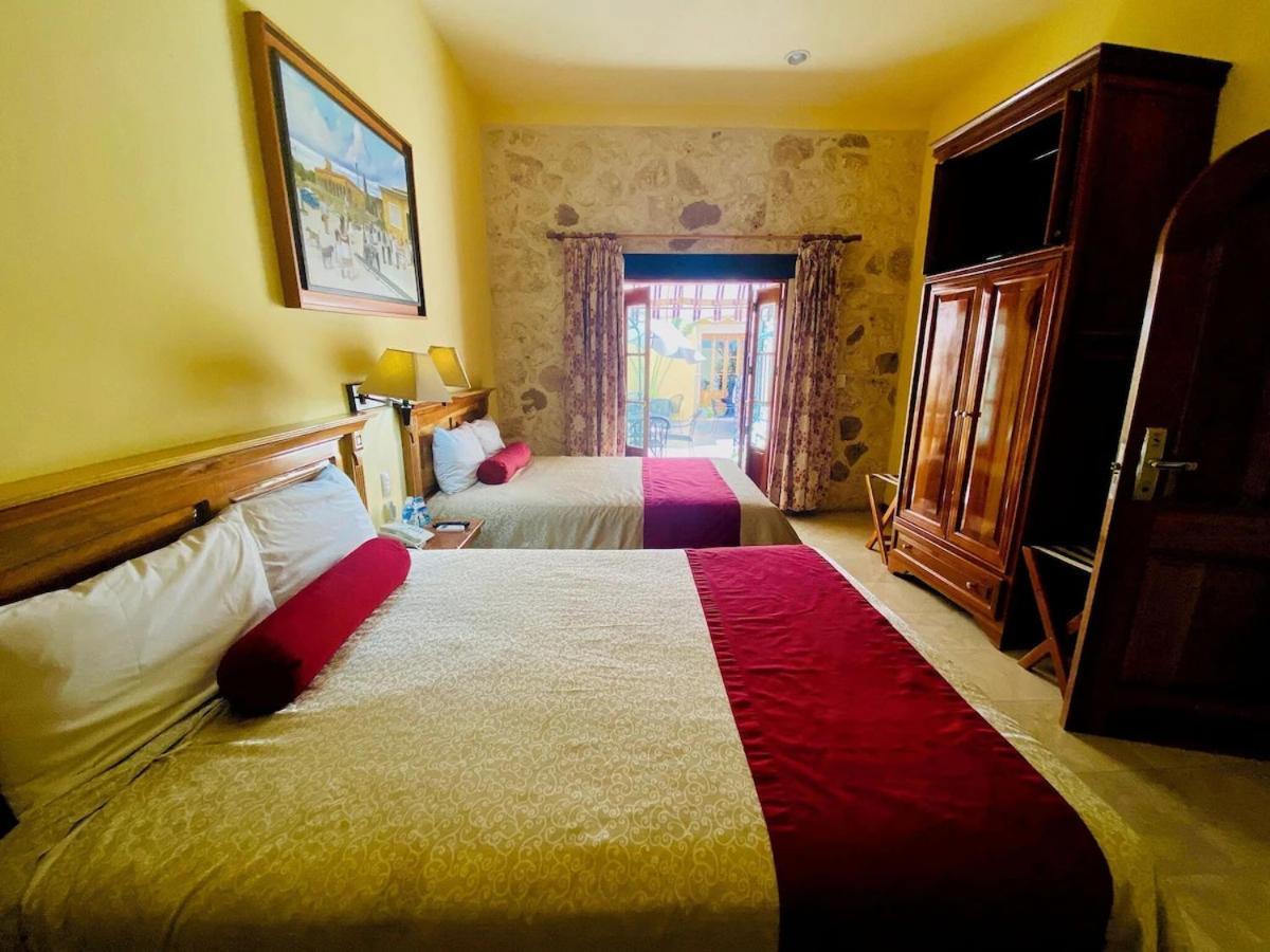 Cancun International Suites Екстер'єр фото