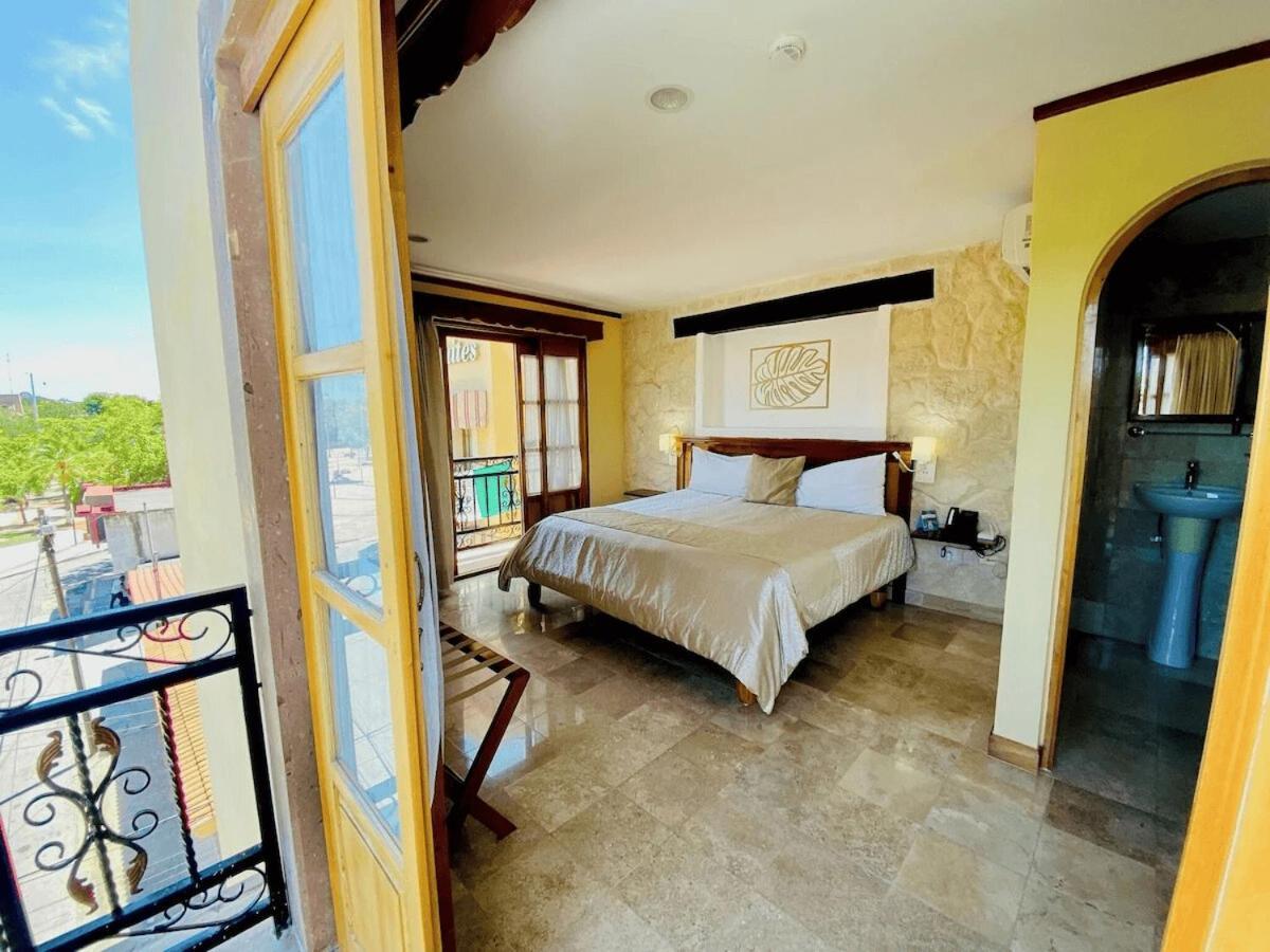 Cancun International Suites Екстер'єр фото